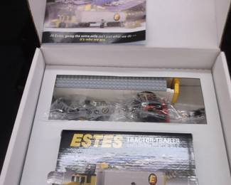 Estes Tractor Trailer Block Set