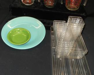Measuring cups        Drawer organizers