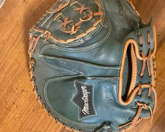 Jake Gibbs signed catchers mitt
