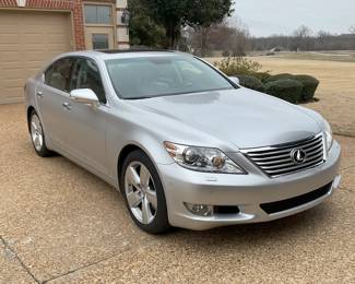 2011 Lexus LS460 43,248 miles