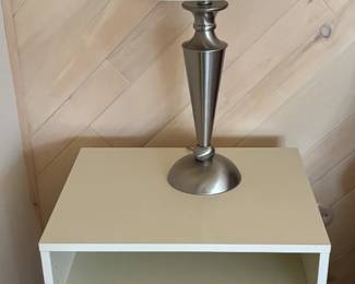 End table and lamps