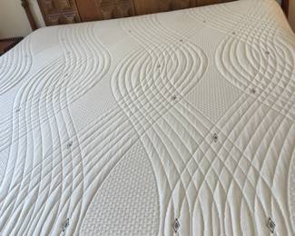 King Bed, MCM Headboard & Beauty Rest Mattress