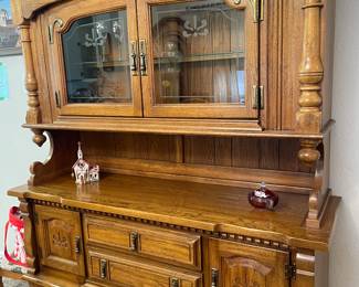 Solid Wood China Hutch