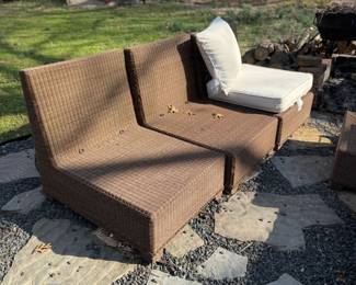 Outdoor Furniture 5 separate Pieces, cushions for all