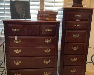 Broyhill furniture- dresser-34x44x18 & lingerie-20x52x16