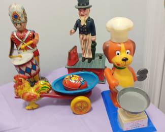 Mechanical / Wind up toys, bank