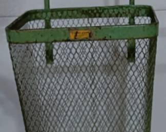 Sturdy-Kart upright shopping cart