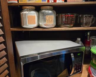 Microwave