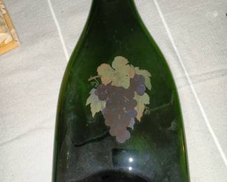 Recycled wine bottle cutting board!