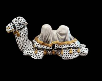 Large Herend fishnet Bactrian camel