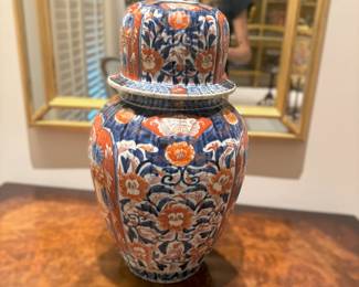 Very large Imari ginger jar with lid