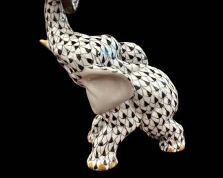 Herend fishnet elephant