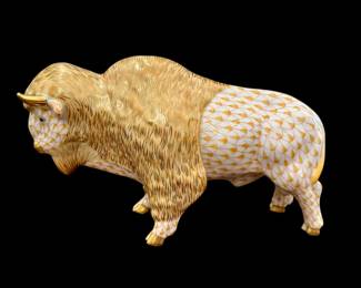 Large Herend fishnet bison