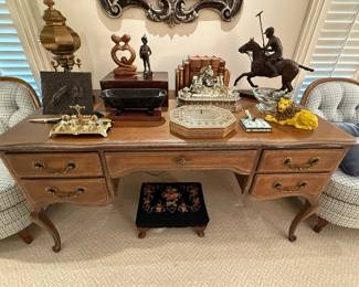 French style partner’s desk