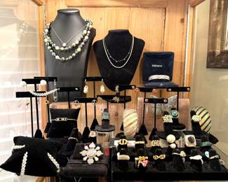 Pearls, diamonds, Dior fine jewelry