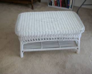 VTG. WICKER 