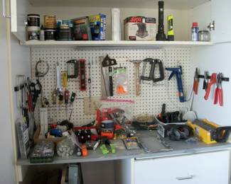 MORE TOOLS, SANDER