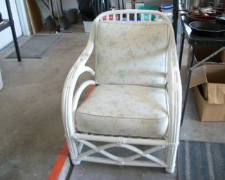 BAMBOO CHAIR MATCHES PATIO SOFA