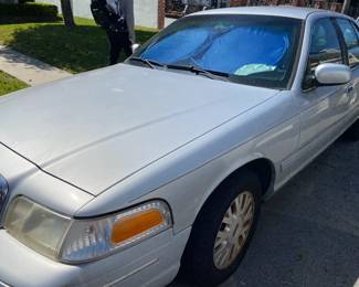 2002 Ford Crown Victoria LX 43,063 miles