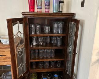 Everyday glasses and pitchers.