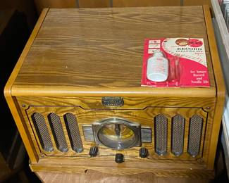 Record Player/Radio Combo