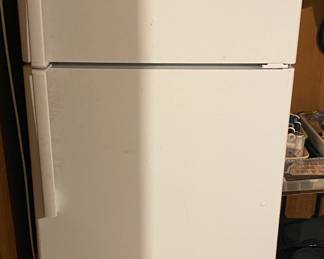 GE Refrigerator