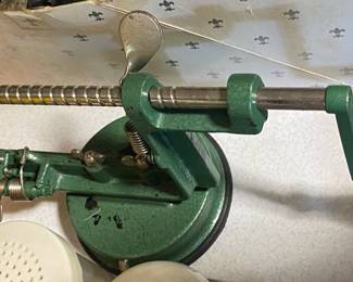 Apple Peeler