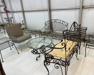 iron patio furniture