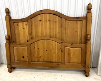 King size pine bed