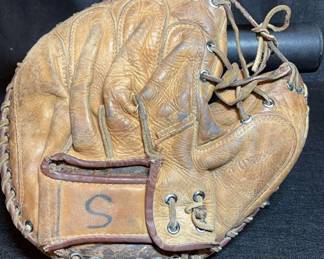 Wilson Glove