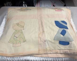 Vintage Quilt Other Linens To Use or Repurpose 