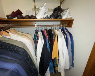 MENS CLOTHING SIZE LG- XXL - designer suits from a Mercedes Sales Manager - Vintage clothing and jackets 