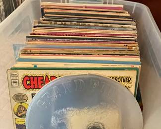 OVER 400 VINYL RECORDS & CASSETTES FROM 1950-2014 