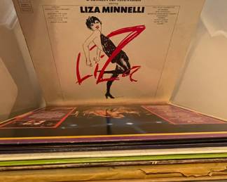 OVER 400 VINYL RECORDS & CASSETTES FROM 1950-2014 