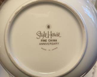 Style House Fine China incomplete set of China 