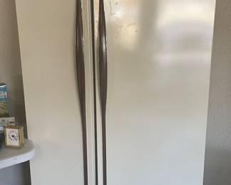 Garage Fridge- works great - 