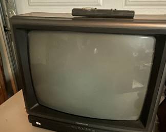 Vintage Magnavox Tube TV
