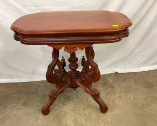 EASTLAKE TABLE