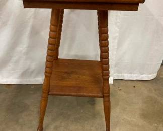 OAK CENTER TABLE