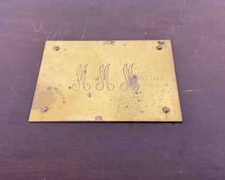 CLOSE UP VIEW ENGRAVINGS