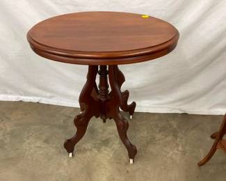 NICE EASTLAKE DRUM TOP TABLE