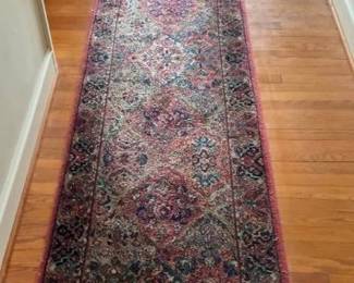 NICE KARASTAN RUNNER