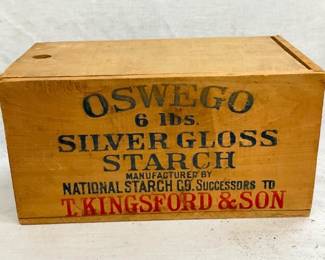 OSWEGO SILVER GLASS STARCH BOX W/LID