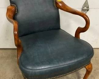 NICE OFFICE CHAIR