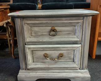 Refurbished night stand