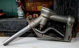 GAS PUMP NOZZLE