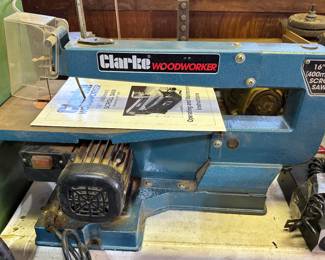 Clarke Woodworker 16” Scroll Saw
Model BT1015