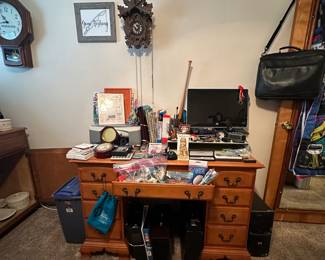 Lamerts Knee Hole Desk; Winchester Wall Clock; Cuckoo Clock; HP2009M Computer(includes Monitor, Tower, Keyboard, Mouse); HP PSC 1410v All in One Printer/Scanner/ Copier; Parker Pen; Bank Bag; Office Supplies