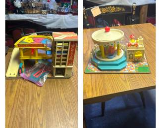 Fisher Price Little People Parking Ramp Service Center with Car Ramp 930; Fisher Price Little People Merry Go Round