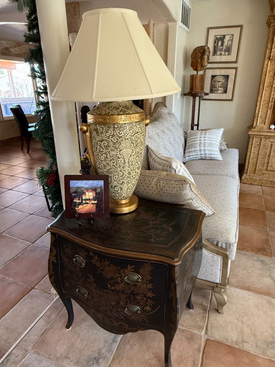 Grandle Estate Sale in Oklahoma City, OK starts on 3/28/2025